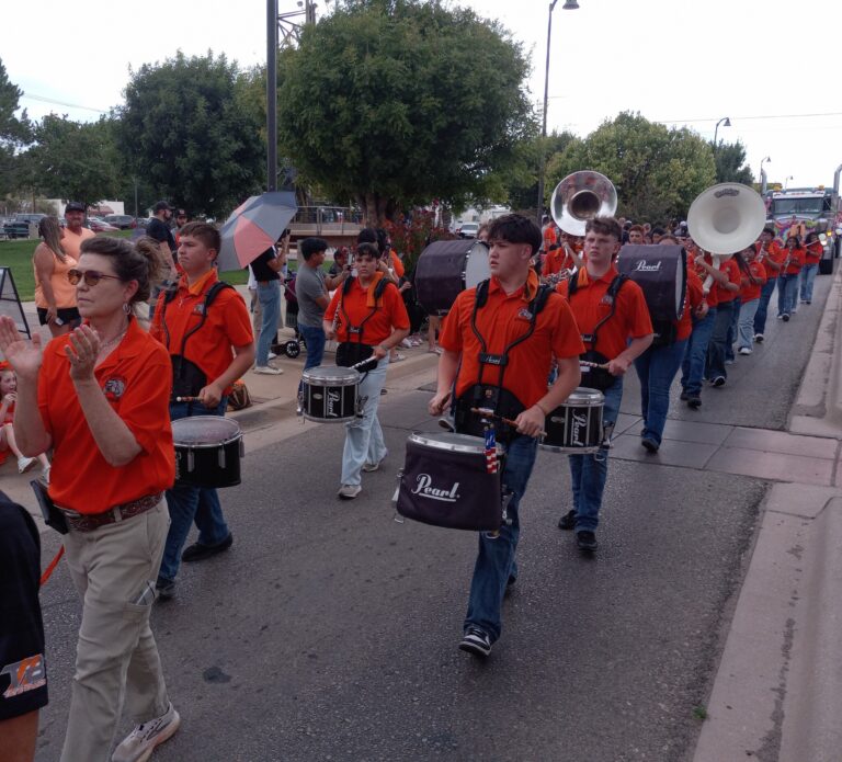 Artesia celebrates homecoming 2024 with a parade