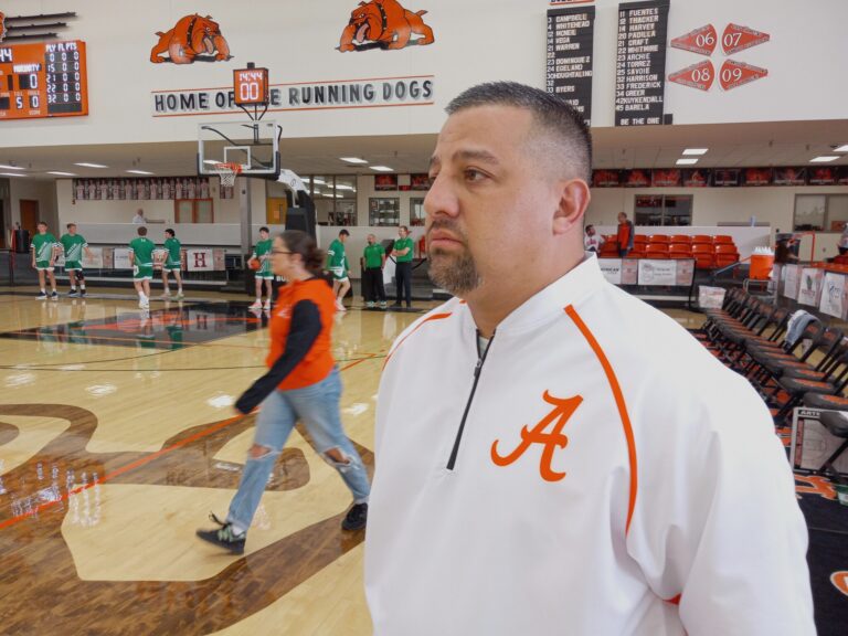 Bulldogs finish strong after slow start
