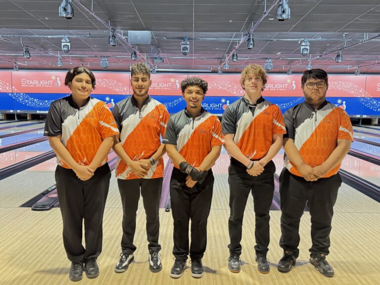 Artesia High bowlers complete undefeated regular season