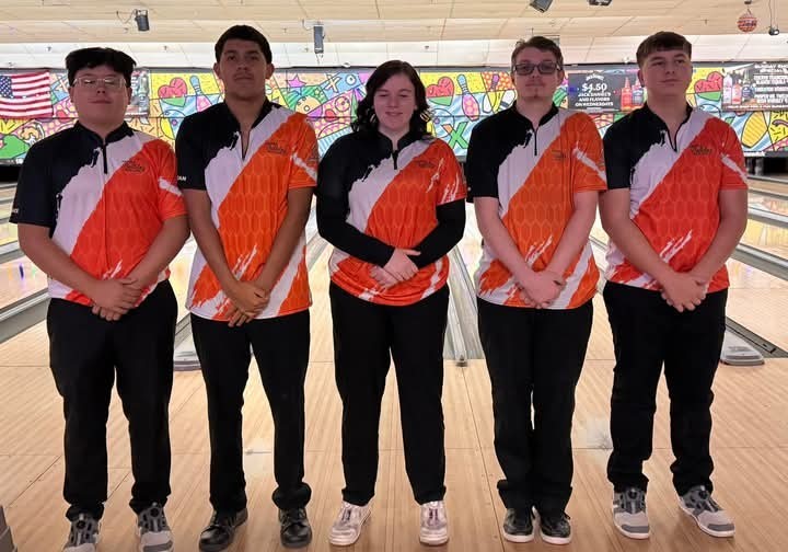 Bulldog bowlers again sweep top two spots