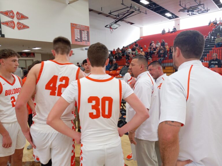 Bulldogs start ’25 on winning note