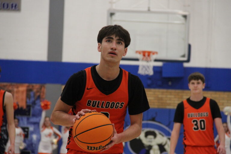 Artesia boys basketball used Orange Out and defense to defeat Lovington in the home finale