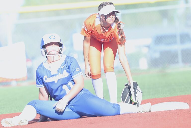 Artesia softball drops a doubleheader to Carlsbad
