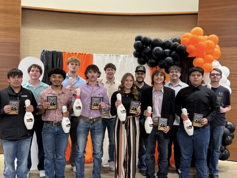 Artesia bowlers extend undefeated season