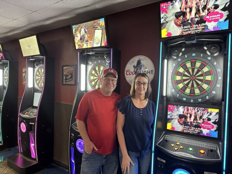Dart players prepare for championship