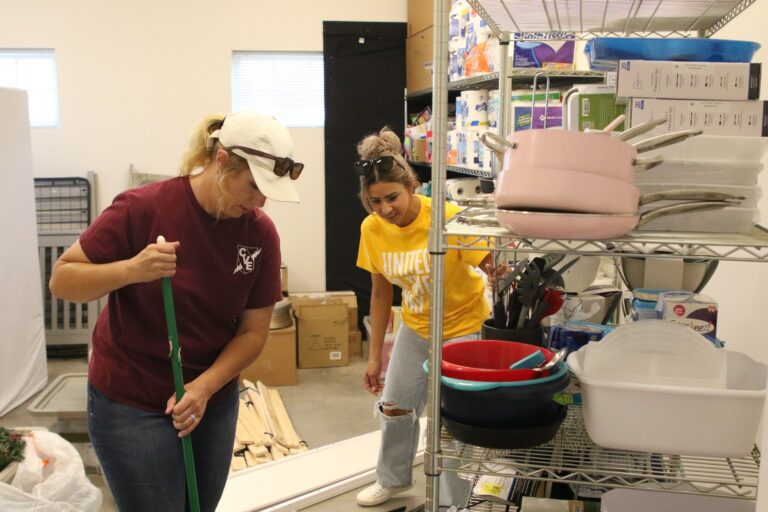 Artesia unites for Day of Caring