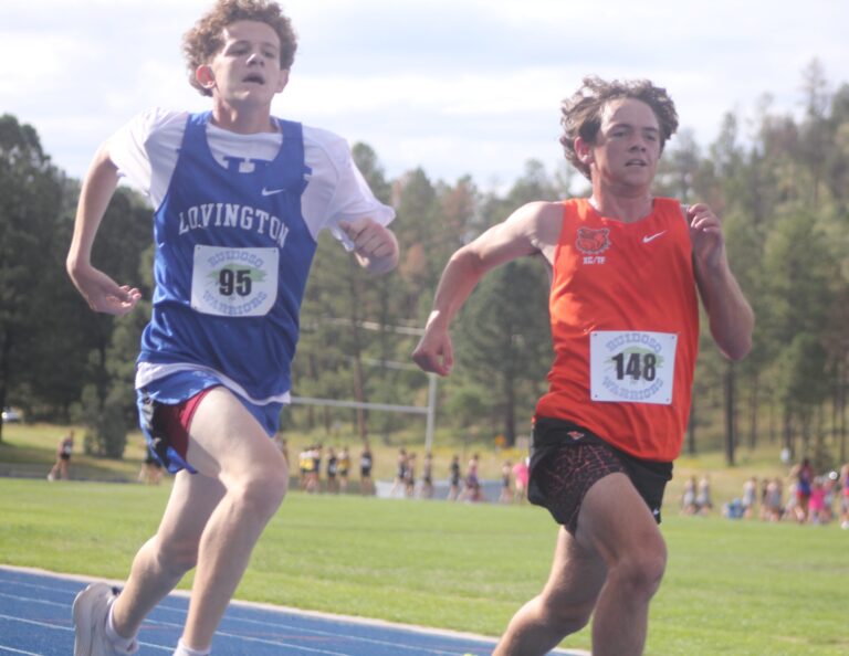 Artesia cross country competes at Ruidoso