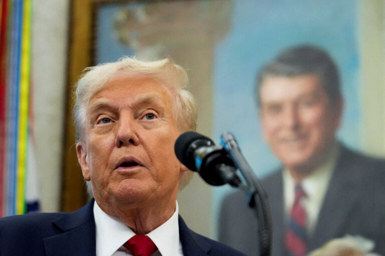 Opinion: Trump: Insulter in chief