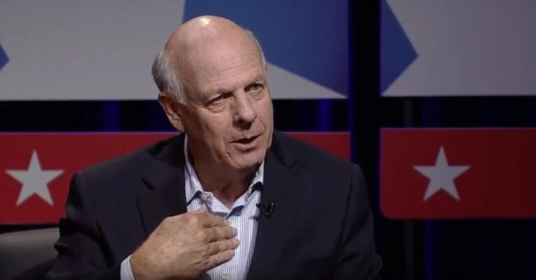 Congressman Steve Pearce in southeast New Mexico for book signings