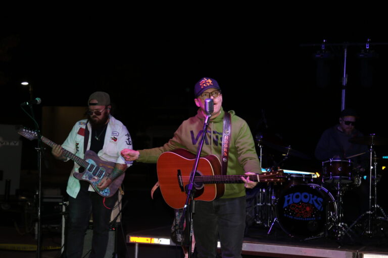Hooks and the Huckleberries highlight Balloons, Bands and Brews