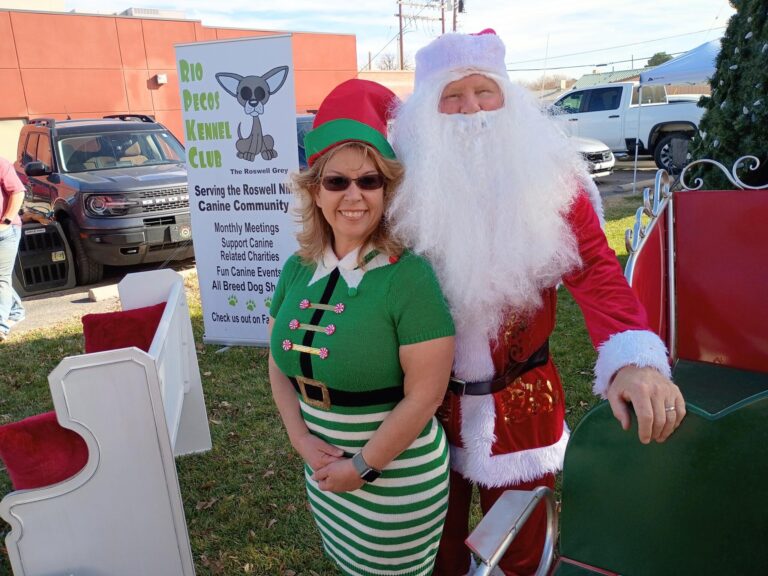 Christmas shoppers get last minute gifts at Oil Patch Market finale