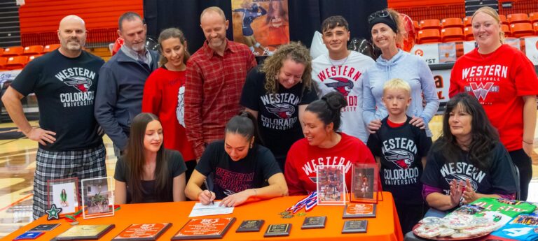 Padilla signs with Western Colorado University