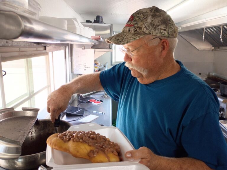 Bar Ditch Bistro food truck settles in Artesia