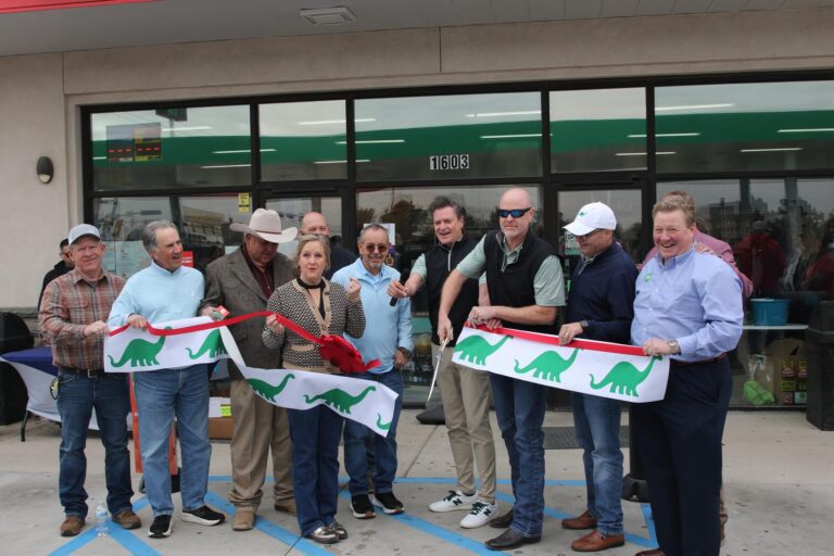 Artesia Allsup’s stores now offer Sinclair gasoline