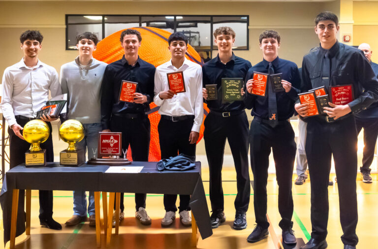 Artesia boys’ basketball celebrates season at banquet