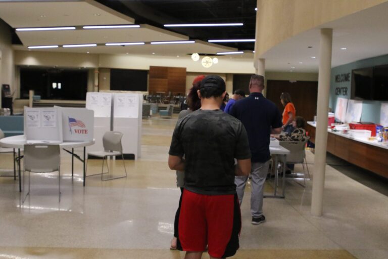 Voting steady in closing minutes of Artesia elections