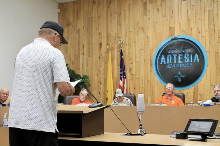 New Mexico golf cart ban rankles locals living near Artesia Country Club