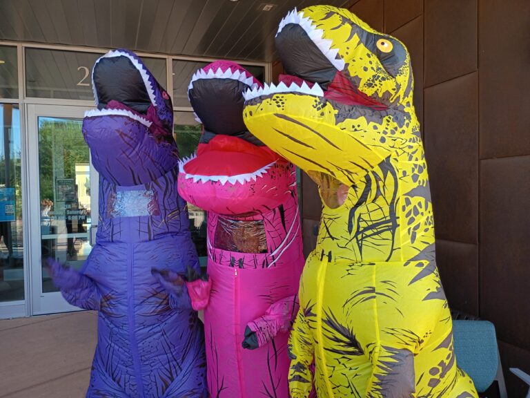 Artesia children and families partake in Dino Fun Run at Artesia Public Library