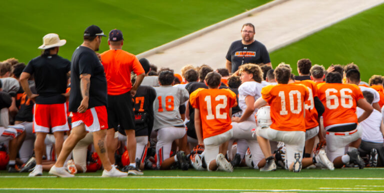 Bulldogs’ intrasquad scrimmage ends in a 14-14 tie