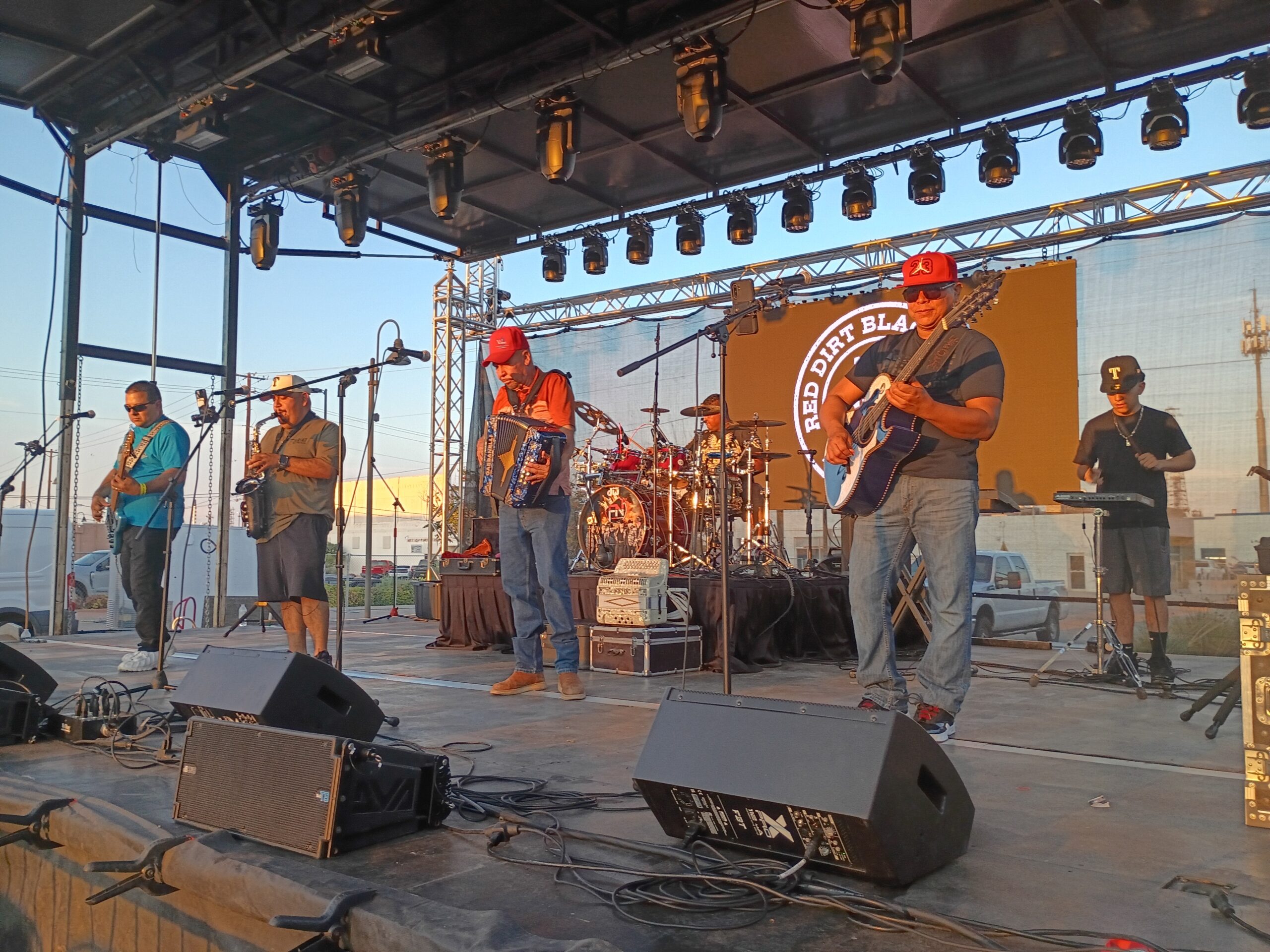 Red Dirt Black Gold Festival Kicks Off with Music, Food and Fun in Artesia