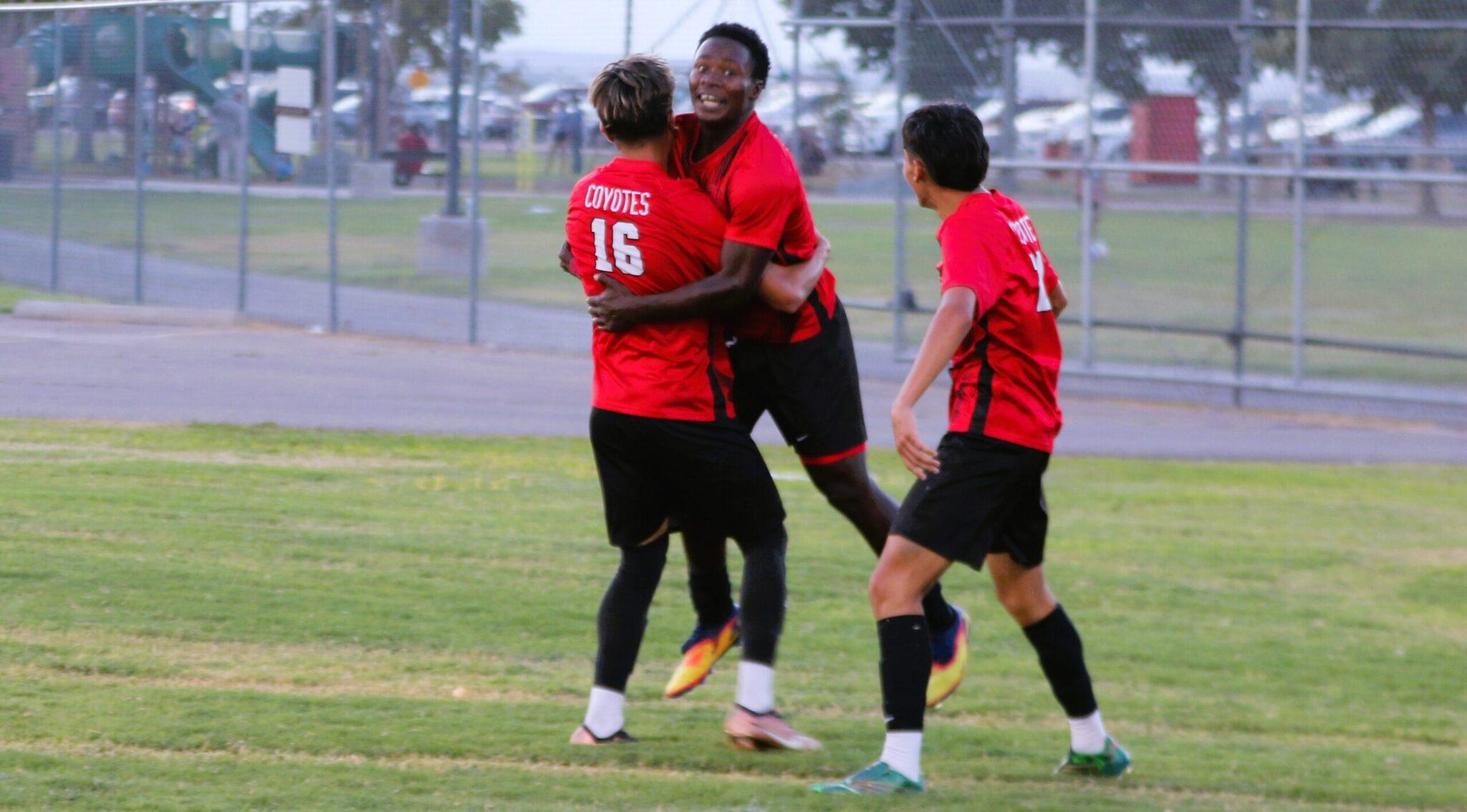 From Cameroon to Roswell, Debrice Ashung Becomes Four-Sport Star