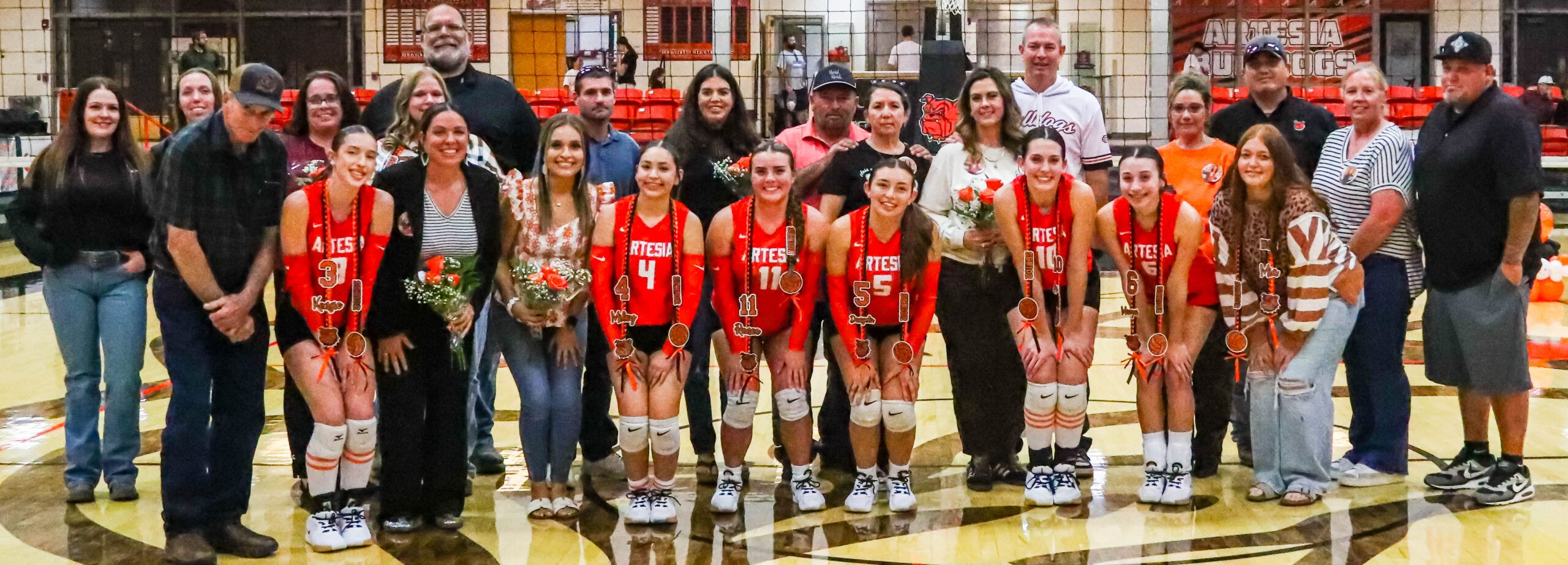 Artesia girls’ volleyball team wins on Senior Night